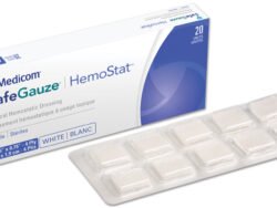 MEDICOM SAFEGAUZE HemoStat Topical Dental Dressing Sterile 20 / Box