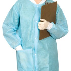 DEFEND Disposable Lab Coats, 10/bag (Small)